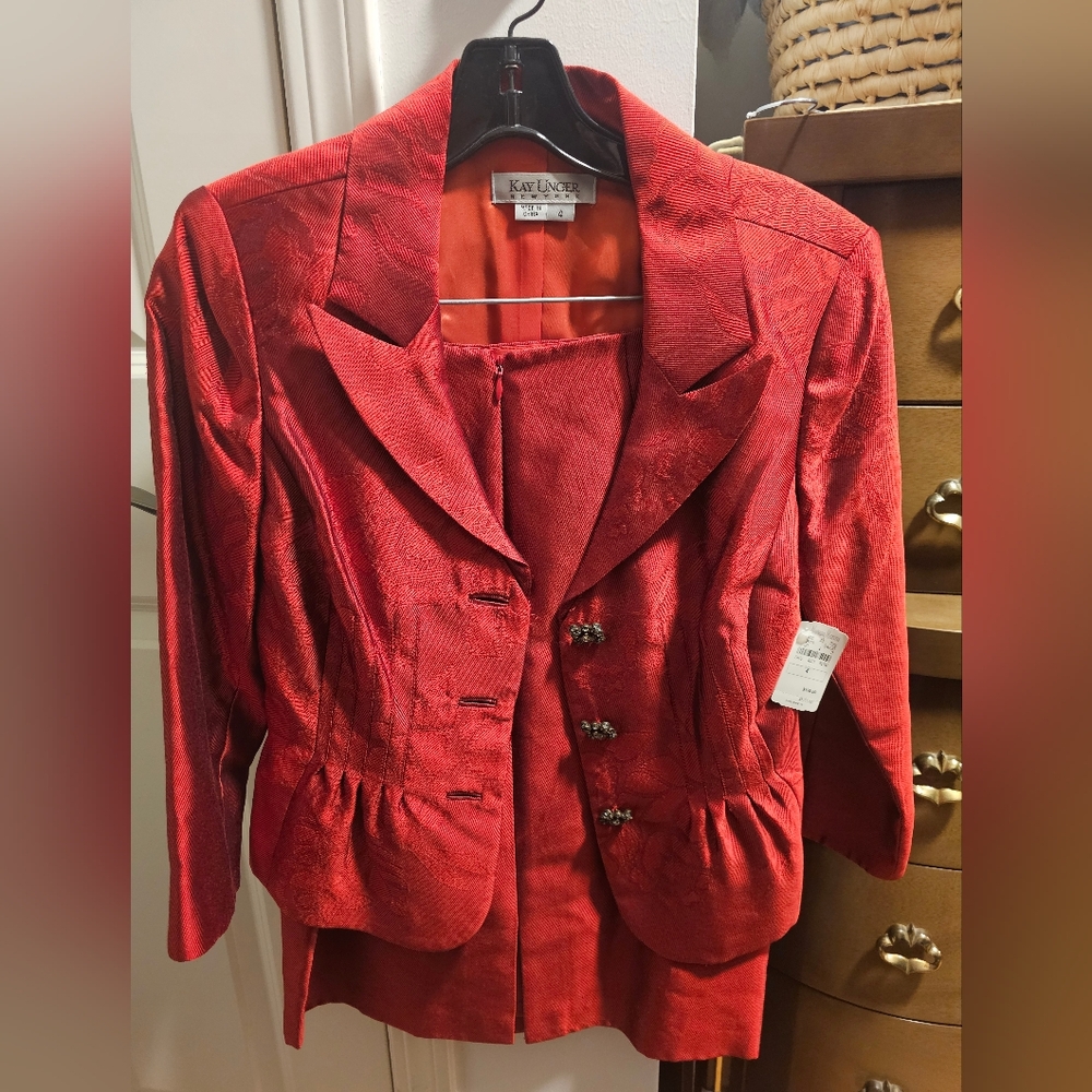 Kay Unger Red Women's Suit